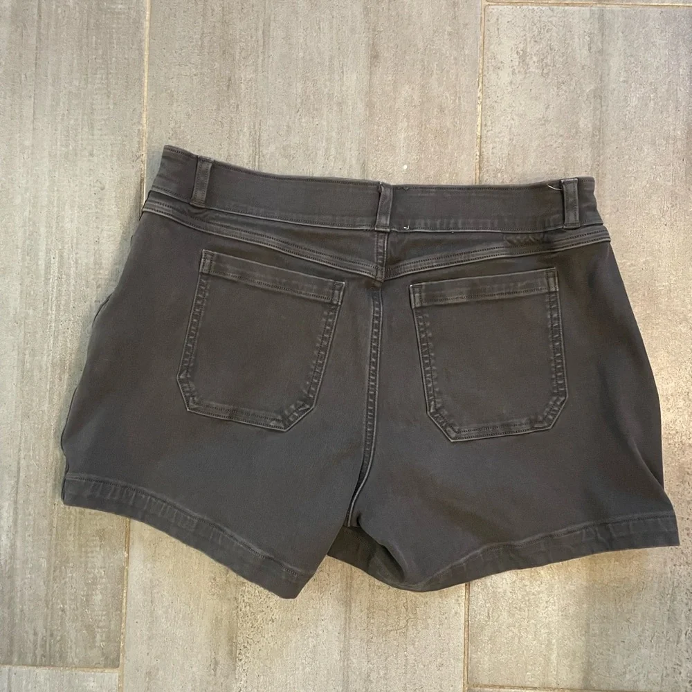 SPANX Black Stretch Twill Pull-On Jean Shorts - Picture 5 of 6